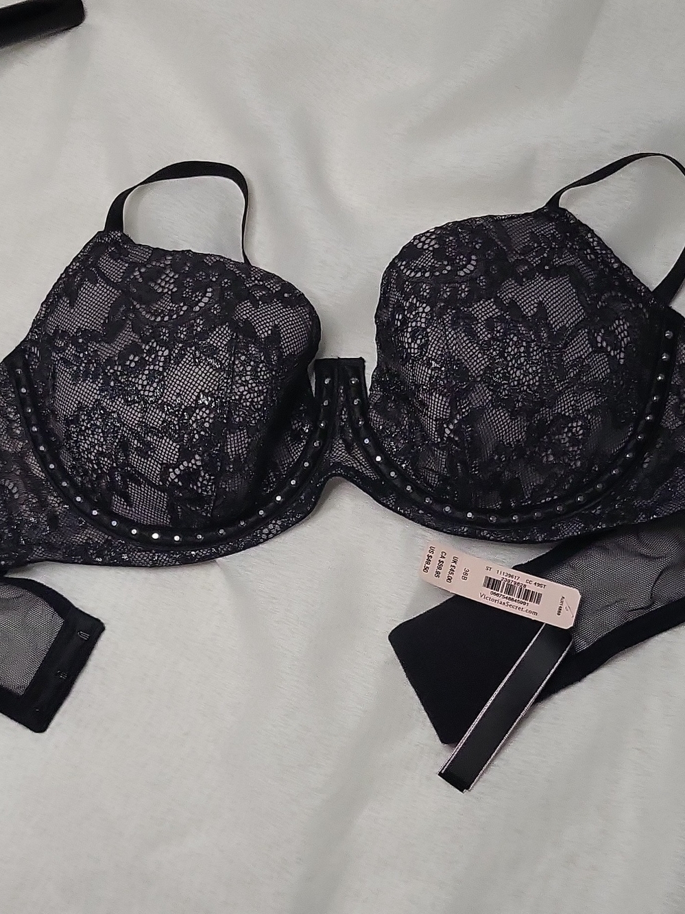 VS NWT Black Lace Push-Up Bra with Stud Detail 36B
